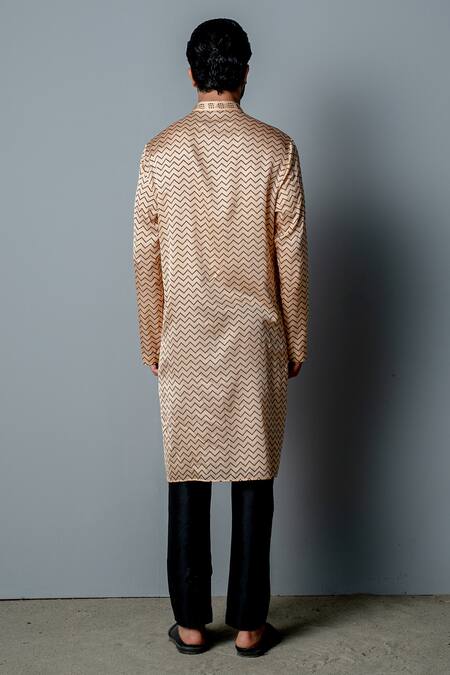 Shop_Pooja Rajgarhia Gupta_Beige Cotton Silk Zig Zag Print Kurta Set _at_Aza_Fashions