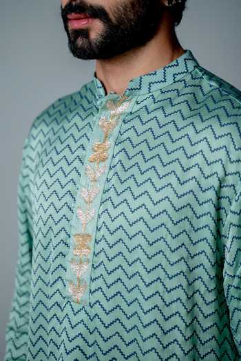 Shop_Pooja Rajgarhia Gupta_Blue Cotton Silk Zig Zag Print Kurta Set _Online_at_Aza_Fashions