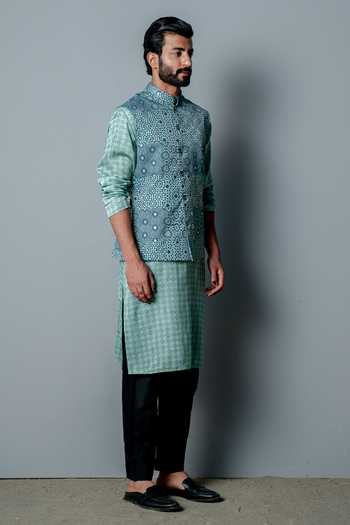 Pooja Rajgarhia Gupta_Blue Cotton Silk Cutdana Work, Geometric Print, Mirror Mosaic Bundi Kurta Set _Online_at_Aza_Fashions