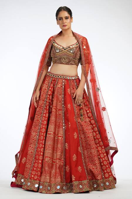 Shruti S_Red Silk, Star Net Floral, Metallic Leaf Neck Print Lehenga Set _Online_at_Aza_Fashions