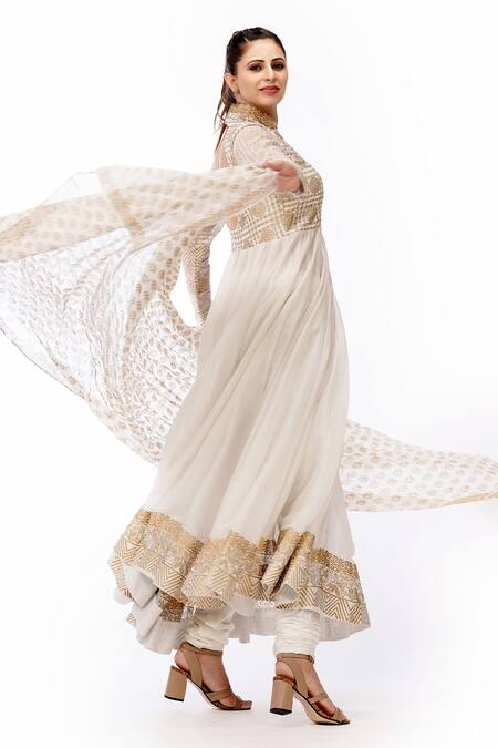 Buy_Shruti S_White Anarkali Silkchuridar  Satindupatta  Georgette Hand Block Silk Set_Online_at_Aza_Fashions