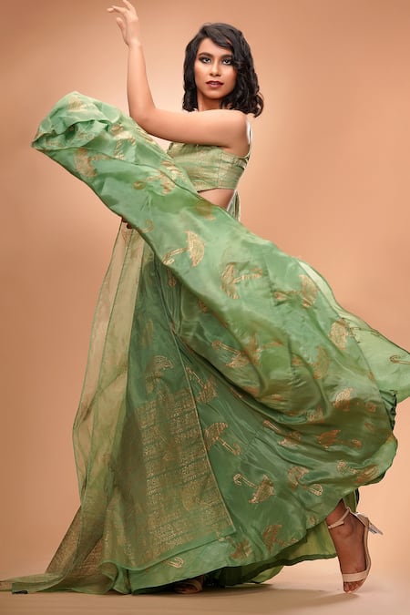Shruti S_Green Dupatta Organza, Lehenga And Blouse Silk Umbrella Motifs Square Print Set_Online_at_Aza_Fashions
