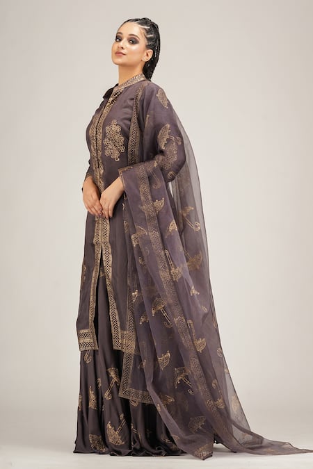 Shruti S_Grey Dupatta  Organza, Kurta Silk, Sharara Modal Satin Hand Metallic Set_Online_at_Aza_Fashions