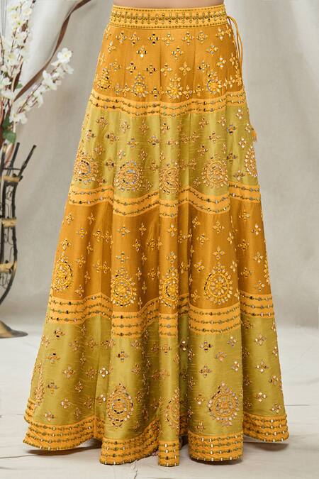 Shop_Vandana Sethi_Green Dupion Silk Floral, Geometric, Mirror Embroidered Bridal Lehenga Set_Online_at_Aza_Fashions