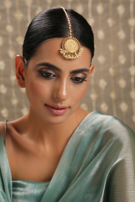 Paisley Pop_Gold Plated Temple Work Maangtikka _Online_at_Aza_Fashions