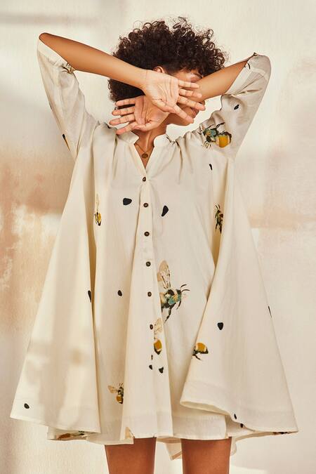 Shop_Kharakapas_White Cotton Bee Motifs Band Collar Print Shirt Dress _Online_at_Aza_Fashions