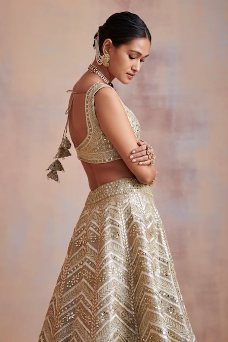 Suhino_White Tissue Embroidered Resham Work Leaf Neck Mirror Bridal Lehenga Set _Online_at_Aza_Fashions