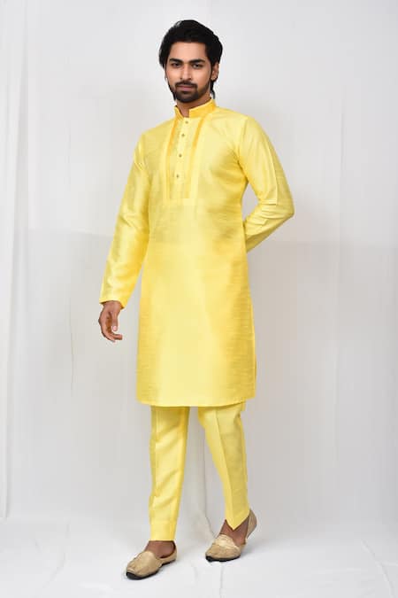 Aryavir Malhotra Mandarin Collar Kurta Set 