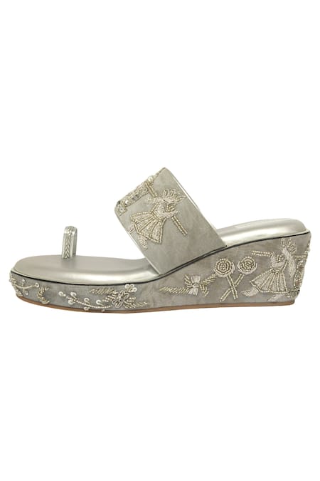 Kkarma Accessories_Gray Embroidery Doli Zardozi Platform Wedges _Online_at_Aza_Fashions