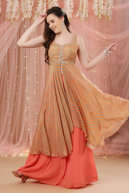 Shop_Aayushi Maniar_Peach Organza, Crepe Silk Chevron Print, Zardozi Work Jewel Kurta Gharara Set_Online_at_Aza_Fashions
