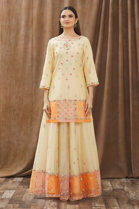 Buy Gaurav Katta Beige Chanderi Thread, Pearl And Cutdana Round Kurta Lehenga Set Online at Aza Fashions Buy_Gaurav Katta_Beige Chanderi Thread, Pearl And Cutdana Round Kurta Lehenga Set _Online_at_Aza_Fashions