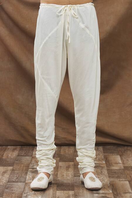 Kora By Nilesh Mitesh_White Silk Blend, Handloom Fabric Thread Work Sherwani Set_at_Aza_Fashions