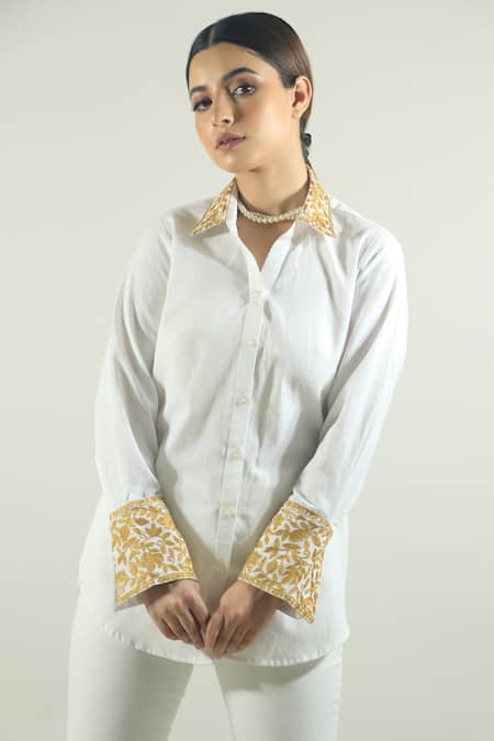 Buy_Daljit Sudan_White Linen Aari Collared Neck Embroidered Shirt_Online_at_Aza_Fashions