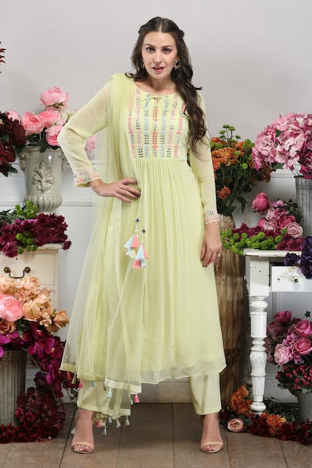 Seams Pret And Couture Sonal Resham Embroidered Kurta Set 