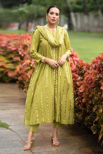Buy Musal Green 100% Cotton Metallic Striped Round Padmini Anarkali Set Online at Aza Fashions Buy_Musal_Green 100% Cotton Metallic Striped Round Padmini Anarkali Set _Online_at_Aza_Fashions