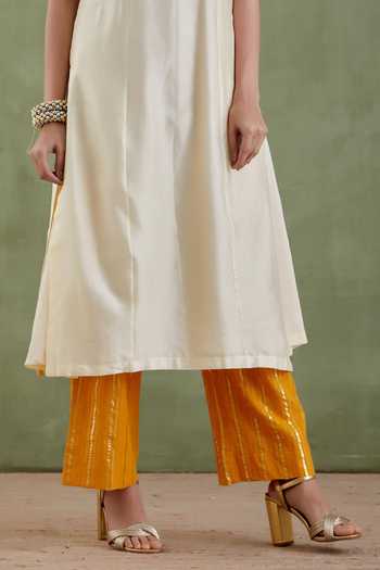 Musal Beige Chanderi, Silk Organza, 100% Cotton Suniti Devi Panelled Kurta Set at Aza Fashions Musal_Beige Chanderi, Silk Organza, 100% Cotton Suniti Devi Panelled Kurta Set _at_Aza_Fashions