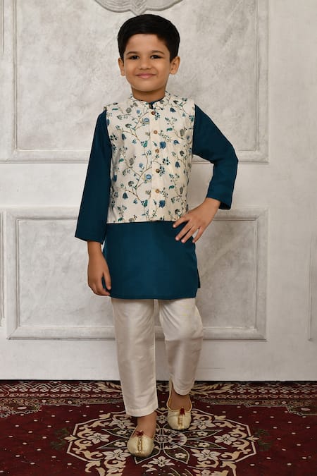 Arihant Rai Sinha Printed Bundi & Kurta Set 