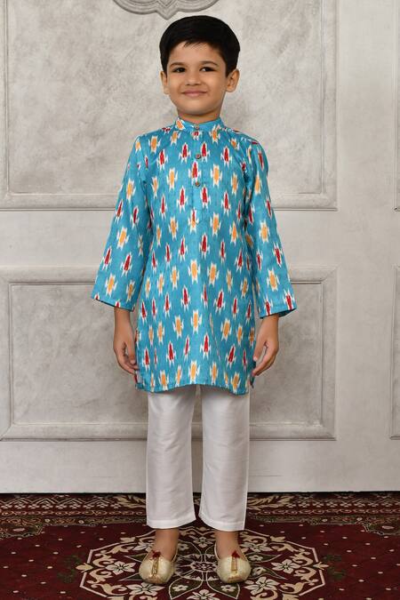 Petite Pomme_White Silk Geometric Print Kurta Set_Online_at_Aza_Fashions