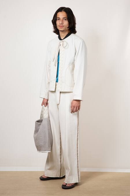 Shop Leh Studios White 100% Cotton Twill Embroidered Thread Shell Contrast Stripe Jeans Online at Aza Fashions Shop_Leh Studios_White 100% Cotton Twill Embroidered Thread Shell Contrast Stripe Jeans _Online_at_Aza_Fashions