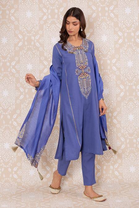 Shop Inej Blue Chanderi Floral, Sequin Dupatta at Aza Fashions Shop_Inej_Blue Chanderi Floral, Sequin Dupatta_at_Aza_Fashions