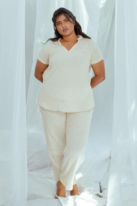 Latha Puttanna White Hand Woven Cotton Collared Neck Asvi Top