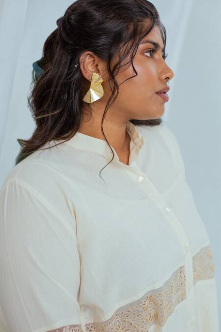 Shop Latha Puttanna White Hand Woven Cotton Gamini Tunic Online at Aza Fashions Shop_Latha Puttanna_White Hand Woven Cotton Gamini Tunic _Online_at_Aza_Fashions