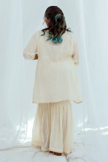 Shop Latha Puttanna White Hand Woven Cotton Floral Motifs Notched Parini Tunic at Aza Fashions Shop_Latha Puttanna_White Hand Woven Cotton Floral Motifs Notched Parini Tunic _at_Aza_Fashions