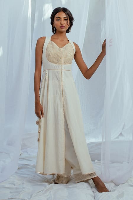 Latha Puttanna White Hand Woven Cotton Floral Motifs Jaya Tunic