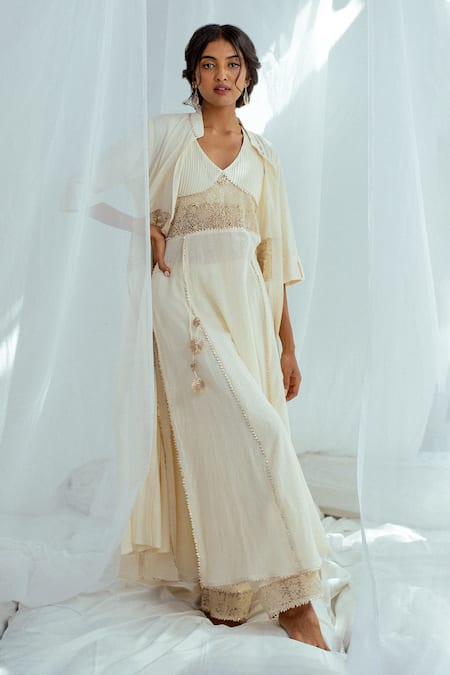 Latha Puttanna White Hand Woven Cotton Floral Motifs V Neck Pranitha Tunic