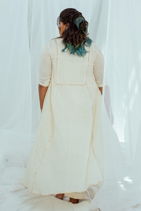 Shop Latha Puttanna White Hand Woven Cotton Floral Motifs Inaya Jacket at Aza Fashions Shop_Latha Puttanna_White Hand Woven Cotton Floral Motifs Inaya Jacket _at_Aza_Fashions