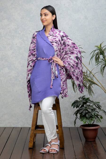 Buy_Rhe-Ana_Purple Floral Print Flap Collar Zara Wrap Cape _Online_at_Aza_Fashions
