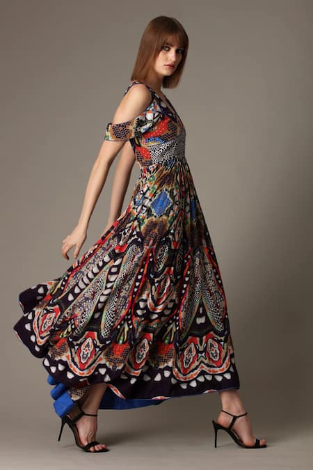 Alpona Designs By Soham Acharya Blue Italian Muslin Snake Blunt V Neck Print Cold Shoulder Dress Online at Aza Fashions Alpona Designs By Soham Acharya_Blue Italian Muslin Snake Blunt V Neck Print Cold Shoulder Dress _Online_at_Aza_Fashions