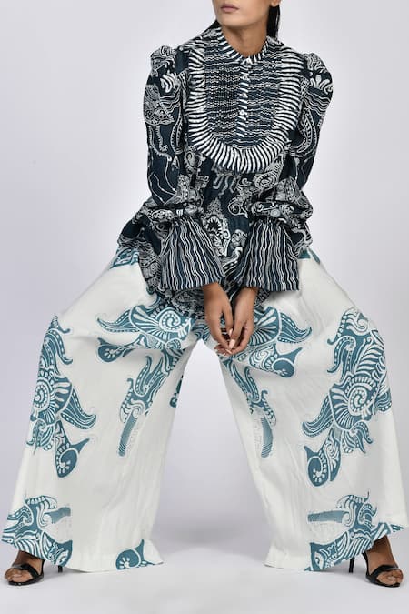 Shop Alpona Designs By Soham Acharya White Rayon Cotton Ocean Print Culottes at Aza Fashions Shop_Alpona Designs By Soham Acharya_White Rayon Cotton Ocean Print Culottes _at_Aza_Fashions