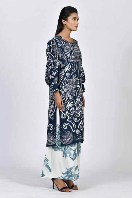 Alpona Designs By Soham Acharya Blue Rayon Cotton Ocean Round Print Tunic Online at Aza Fashions Alpona Designs By Soham Acharya_Blue Rayon Cotton Ocean Round Print Tunic _Online_at_Aza_Fashions