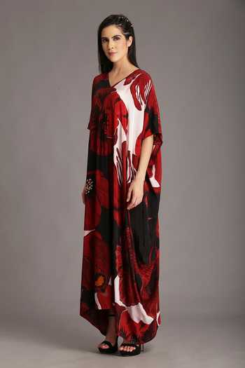 Alpona Designs By Soham Acharya_Red Natural Crepe Hibiscus V Neck Print Dress _Online_at_Aza_Fashions