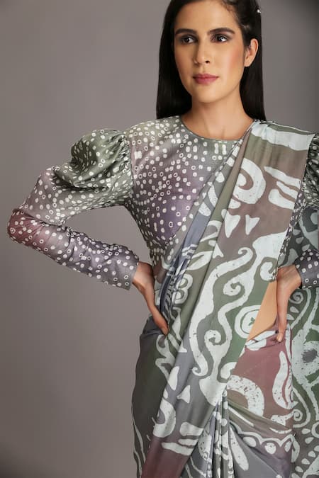 Buy_Alpona Designs By Soham Acharya_Grey Natural Crepe Ocean Print Holographic Saree _Online_at_Aza_Fashions