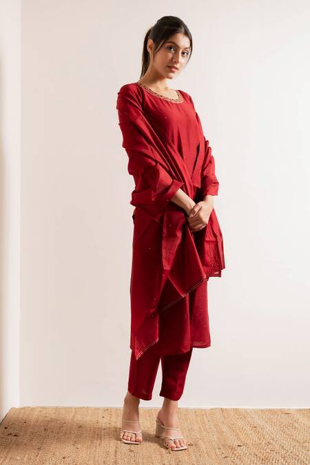 Shop Sunoh Studio Viscose Chirmi Hand Embroidered Kurta Set Online at Aza Fashions Shop_Sunoh Studio_Viscose Chirmi Hand Embroidered Kurta Set_Online_at_Aza_Fashions