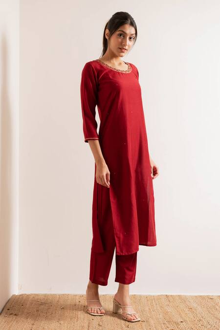 Sunoh Studio Viscose Chirmi Hand Embroidered Kurta Set at Aza Fashions Sunoh Studio_Viscose Chirmi Hand Embroidered Kurta Set_at_Aza_Fashions