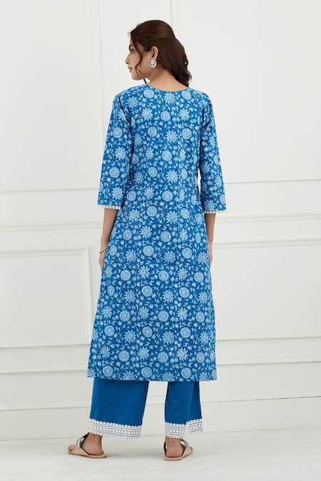 Tashee Cotton Floral Print Kurta Set 