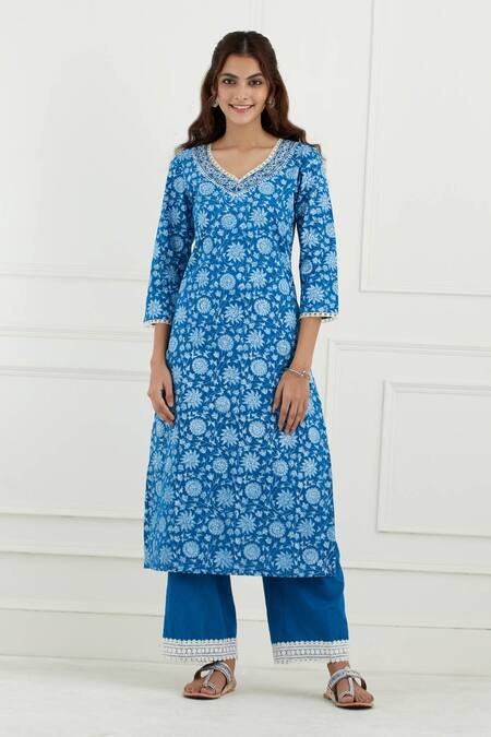 Buy Tashee Blue Cotton Floral V Neck Print Kurta Set Online at Aza Fashions Buy_Tashee_Blue Cotton Floral V Neck Print Kurta Set _Online_at_Aza_Fashions