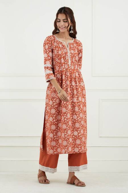 Tashee_Brown Cotton Floral Notched Print Kurta Set _Online_at_Aza_Fashions