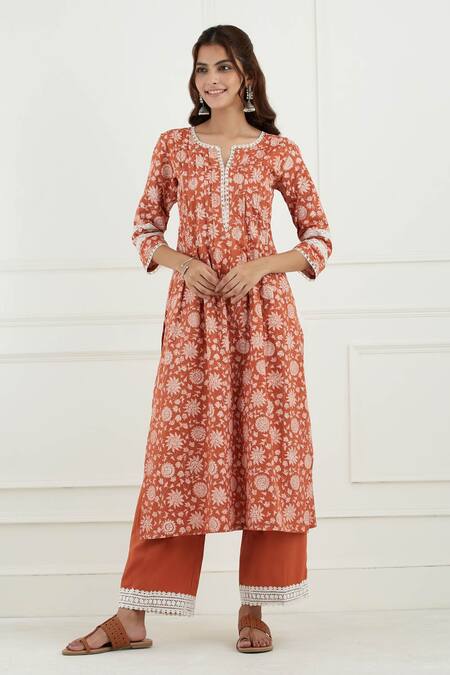 Buy_Tashee_Brown Cotton Floral Notched Print Kurta Set _Online_at_Aza_Fashions