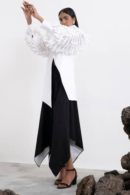 Corpora Studio_White Cotton Collared Neck Asymmetric Overlay _Online_at_Aza_Fashions