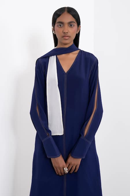 Buy Corpora Studio Blue Silk V Neck Tunic Online at Aza Fashions Buy_Corpora Studio_Blue Silk V Neck Tunic_Online_at_Aza_Fashions