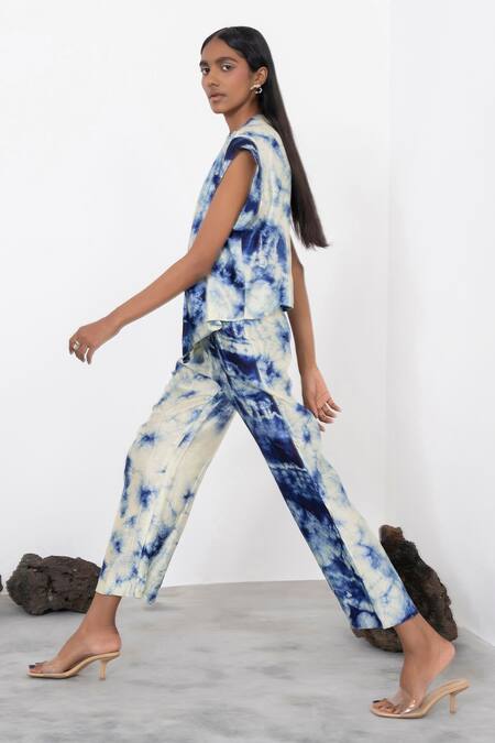 Corpora Studio_Green Silk Cloud Dyed Pants _Online_at_Aza_Fashions