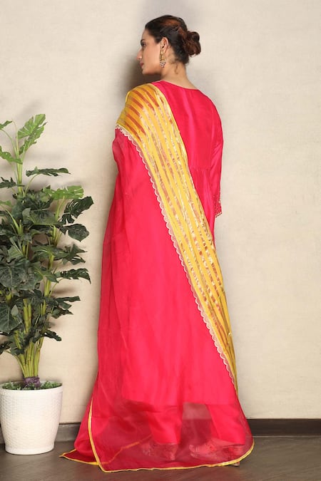 Falguni.Foram Gathered Kurta Pant Set 