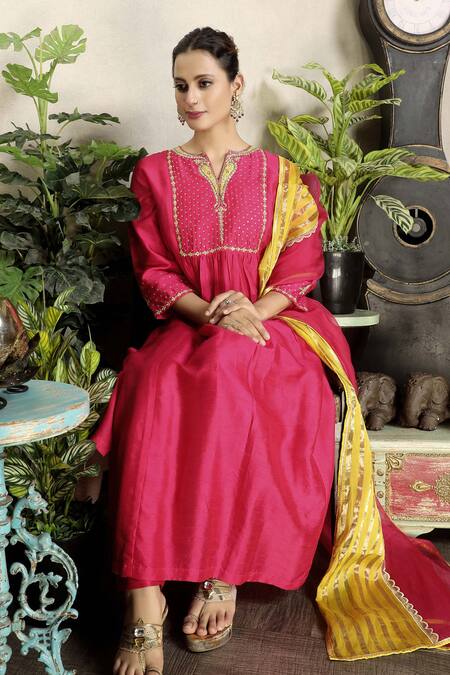 Buy_Falguni.Foram_Pink Kurta And Pants Viscose & Dupatta Organza And Zari Strip Gathered Set _Online_at_Aza_Fashions