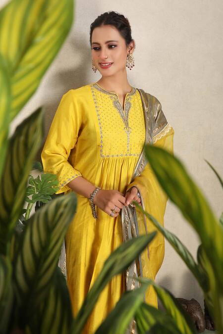 Buy_Falguni.Foram_Yellow Kurta And Pants Viscose & Dupatta Organza And Zari Strip Gathered Set _Online_at_Aza_Fashions