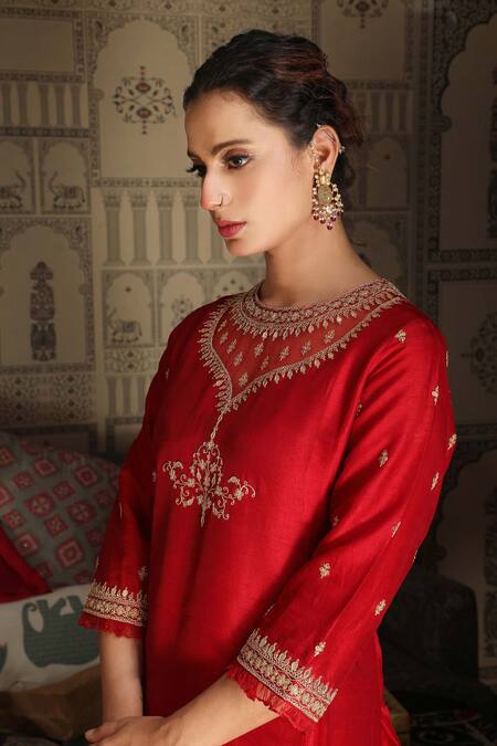 Buy_Falguni.Foram_Red Kurta And Pant Viscose & Dupatta Organza And Placement Embroidered Set _Online_at_Aza_Fashions