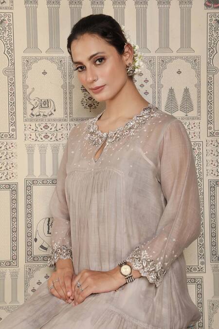 Buy_Falguni.Foram_Grey Kurta Silk, Pant Digital Print Mal And Scarf Silk, Set _Online_at_Aza_Fashions